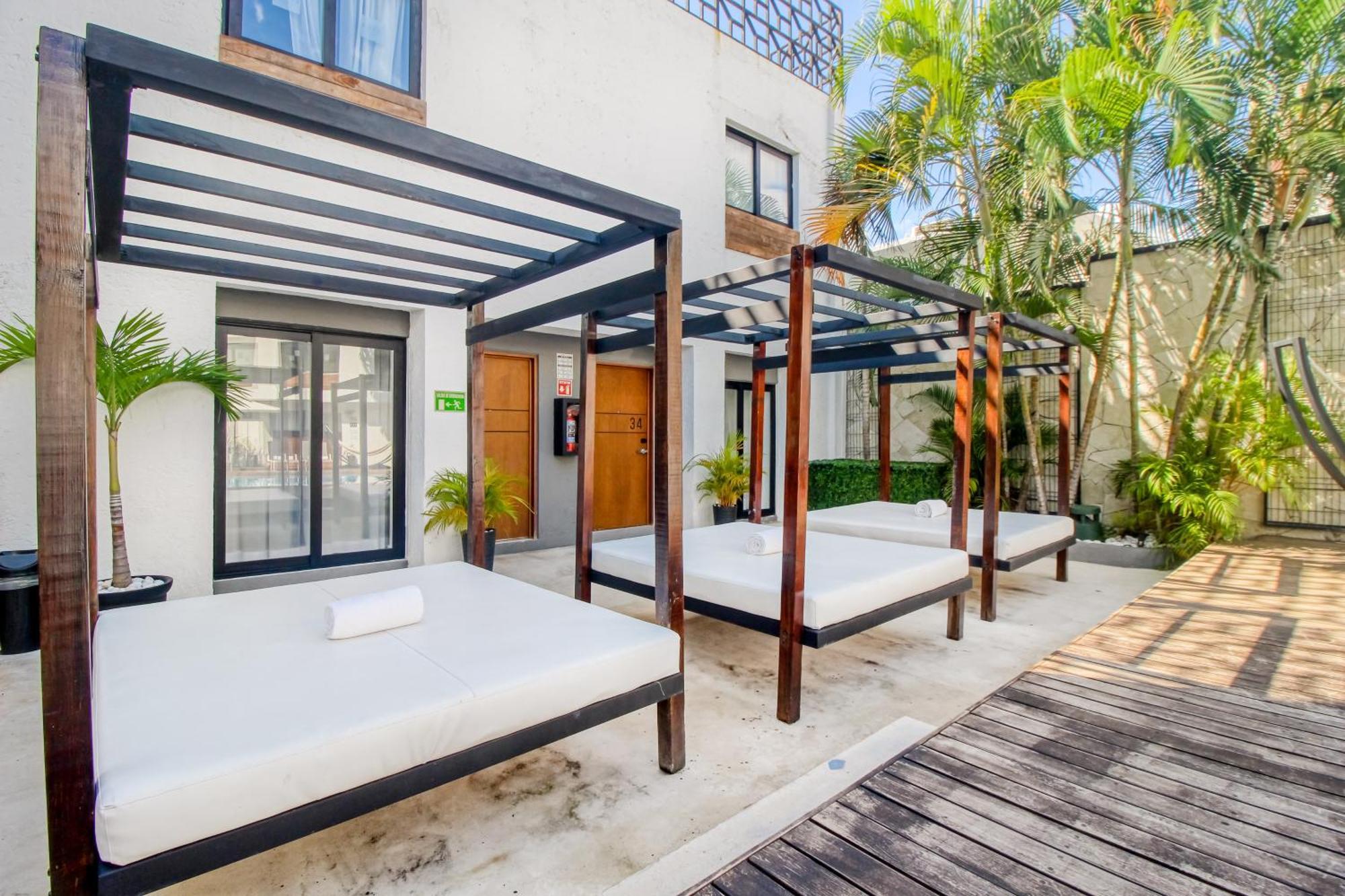 Seven Boutique #1 Aparthotel Cancun Exterior photo
